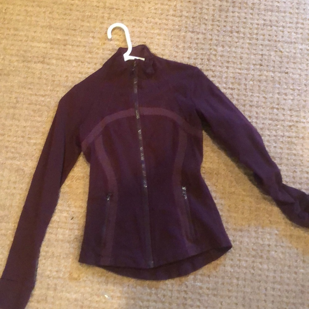 Lululemon jacket size 2